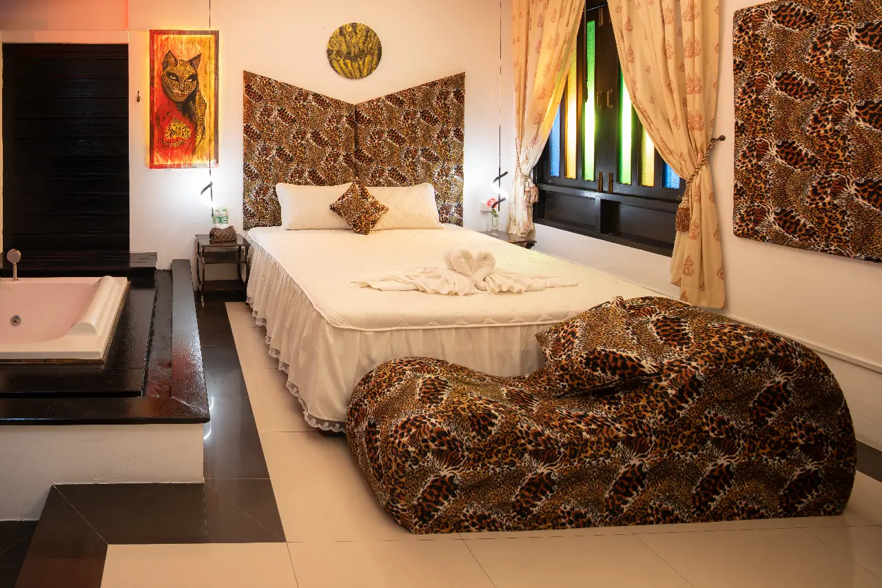 Leopard Room 7 preview