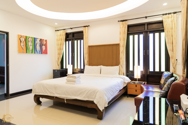 Climax Two Bedroom suite - Image 7